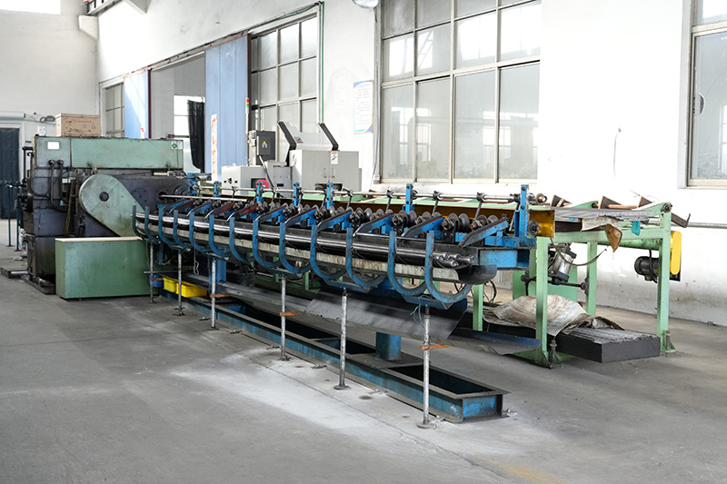 數(shù)控滾絲機(3)